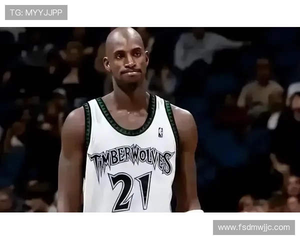 森林狼宣布退役加内特21号球衣